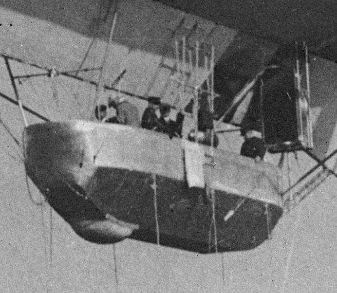 Picture of Forward Command Gondola of Zeppelin LZ 7